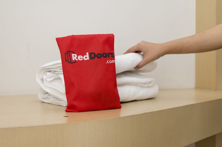 RedDoorz near Pantai Citepus Pelabuhan Ratu, Sukabumi