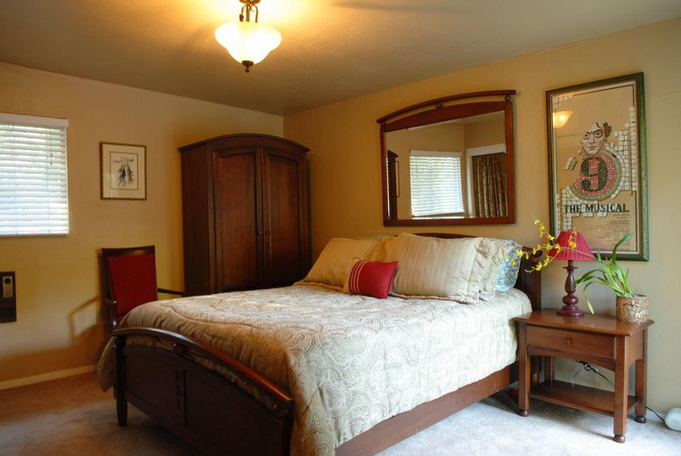 Mine and Farm, The Inn at Guerneville, CA, Sonoma