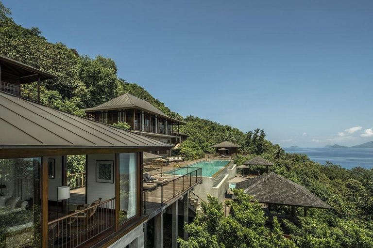 Public Area 2, Four Seasons Resort Seychelles
