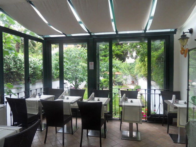 Food & Drinks 5, Due Giardini, Milano