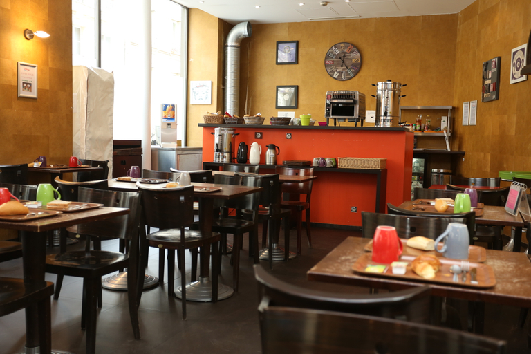 Food & Drinks 4, Vintage Hostel & Budget Hotel, Paris