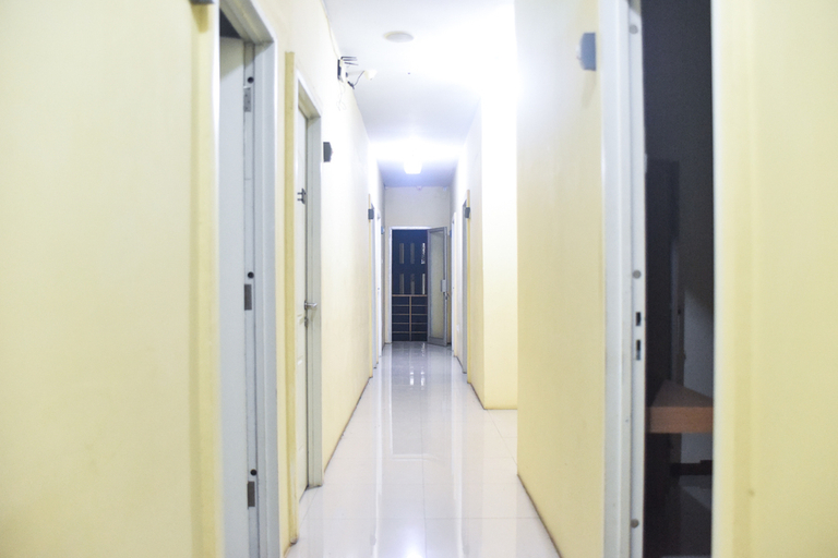 Public Area 3, RedDoorz @ Pengayoman Panakkukang 2 Makassar, Makassar