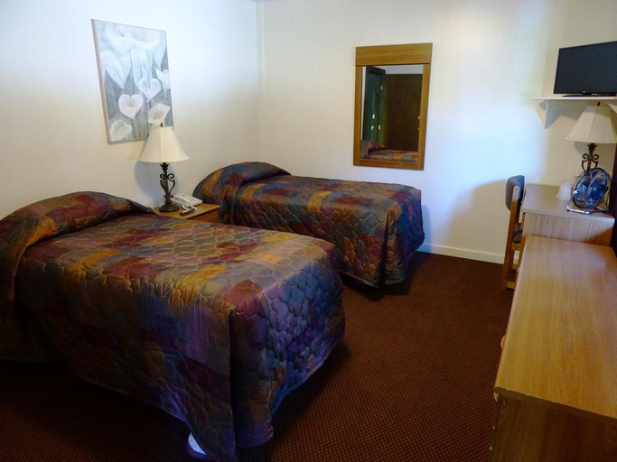 Bedroom 3, Mountain Sports Inn, Rutland