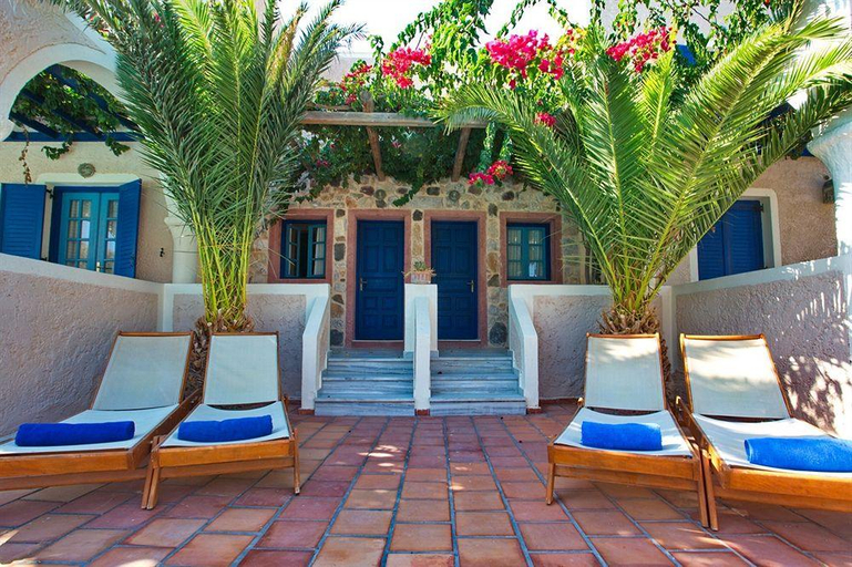 Public Area 2, Boathouse, South Aegean