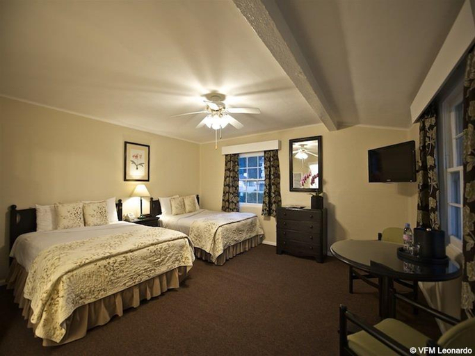 Bedroom 4, Coast Village Inn, Santa Barbara
