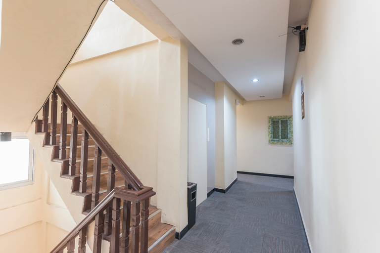 Public Area 2, OYO 773 Hotel Rujia, Central Jakarta