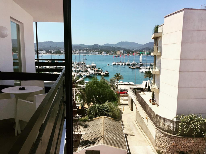 Exterior & Views 2, Hotel Es Mitjorn, Baleares