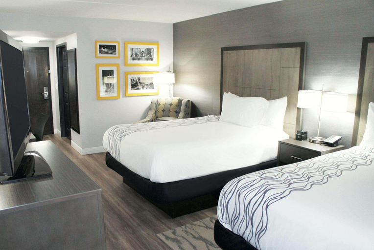 Bedroom 3, La Quinta Inn Suites Raleigh Downtown North, Wake