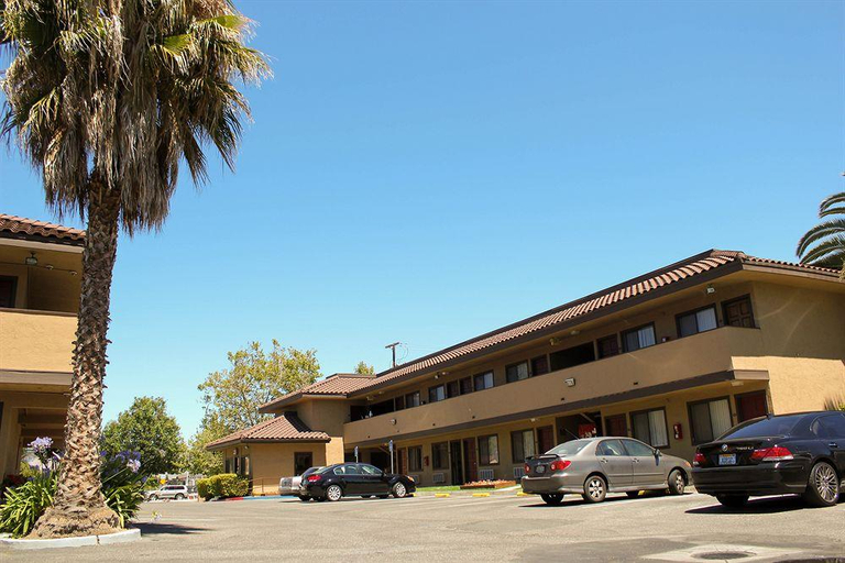 Exterior & Views 2, Hotel Elan, Santa Clara