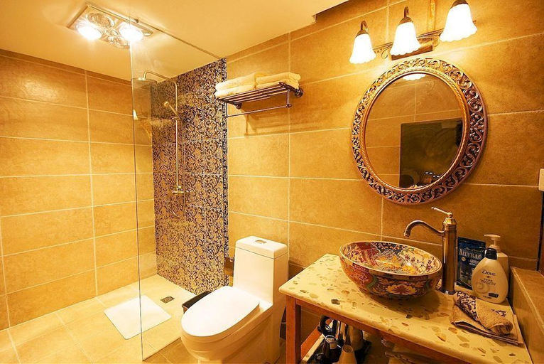 Bathroom, Jingli Hotel, Nanjing