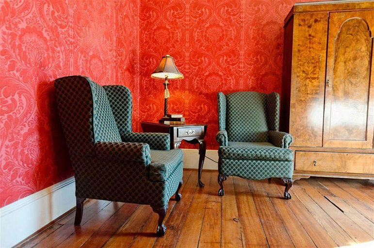 Public Area 3, Malaga Inn, Mobile