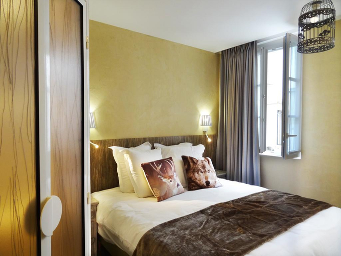 Bedroom 3, Le Pavillon, Paris