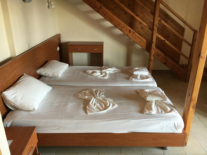 Bedroom 4, Ilyssion Studios, South Aegean
