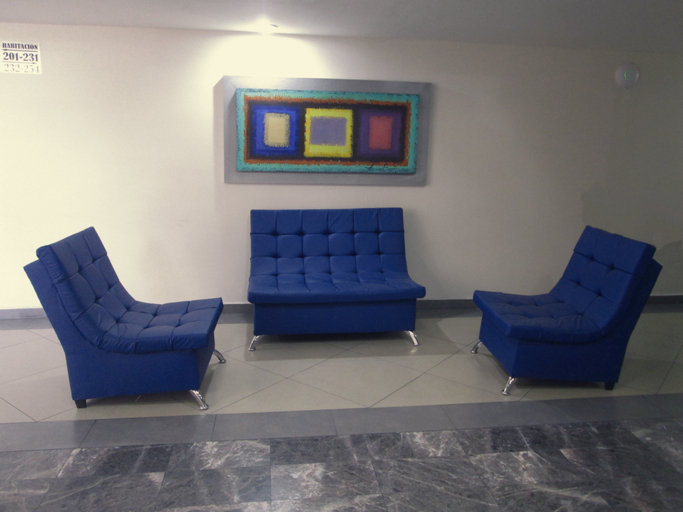 Public Area 2, Las Pérgolas, Guadalajara