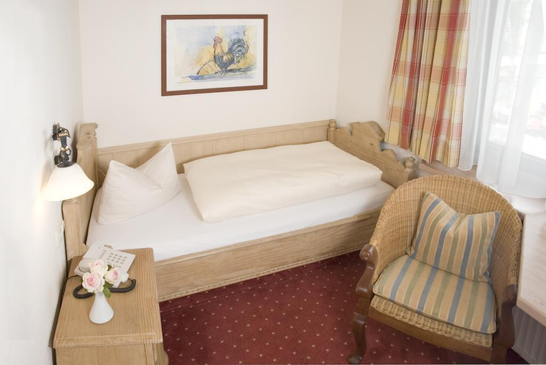 Bedroom 2, Biohotel Garmischer Hof, Garmisch-Partenkirchen