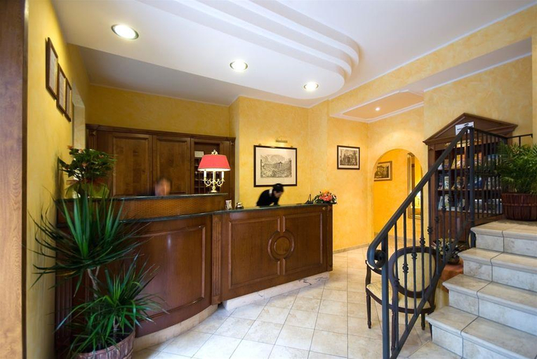 Public Area 3, Hotel Tuscolana, Roma