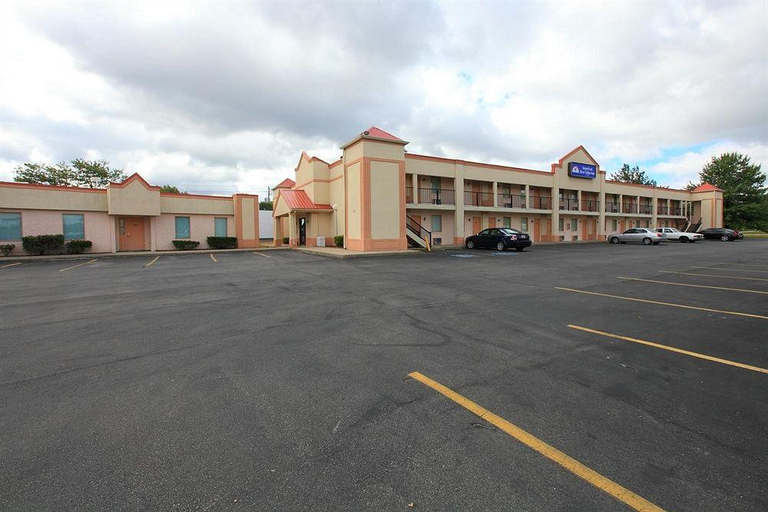 Public Area 2, Americas Best Value Inn-Indy Northwest, Marion