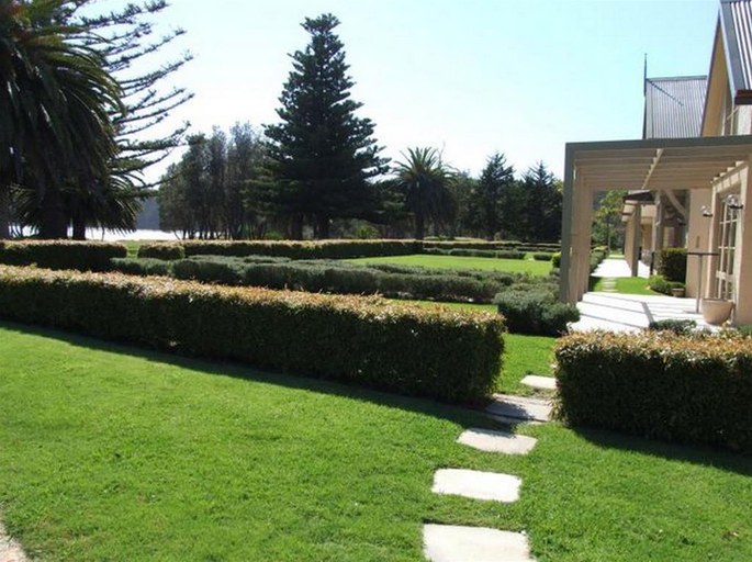 Exterior & Views 3, Seahorse Inn, Bega Valley