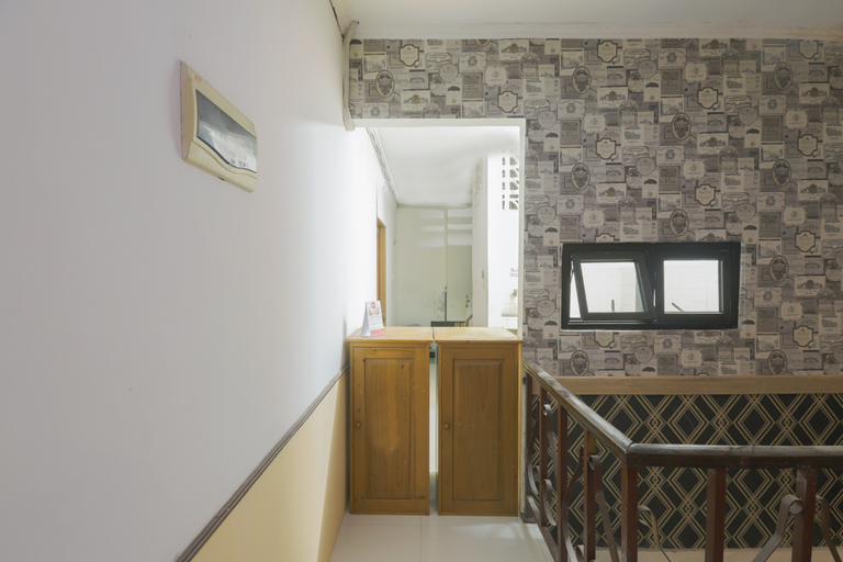 Public Area 2, Oyo 878 Loka Indah Residence, West Jakarta