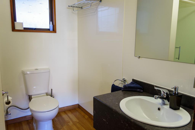 Bathroom 5, ASURE Brookvale Motel, Queenstown-Lakes