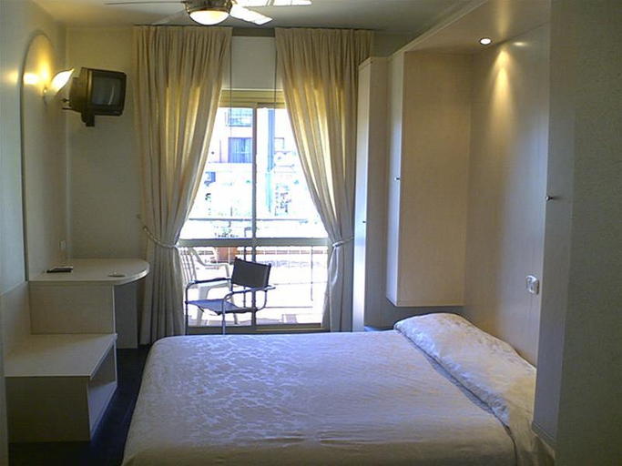 Bedroom 4, Hotel La Perla, Trento