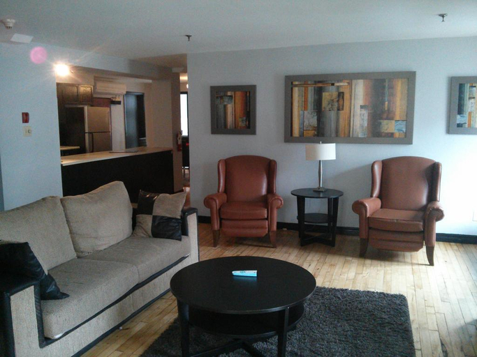 Public Area 3, Auberge du Vieux-Port, Montréal