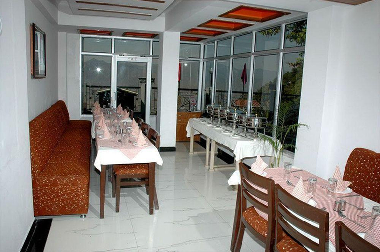 Food & Drinks 5, Hotel Silver Rock, Dehradun