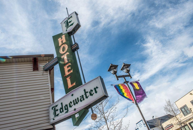 Edgewater Hotel, Yukon