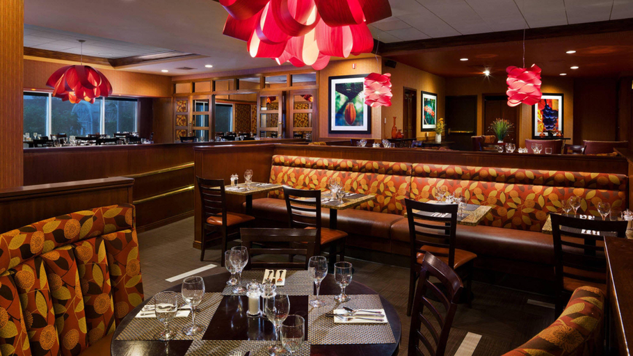 Food & Drinks 5, Sheraton Springfield Monarch Place, Hampden