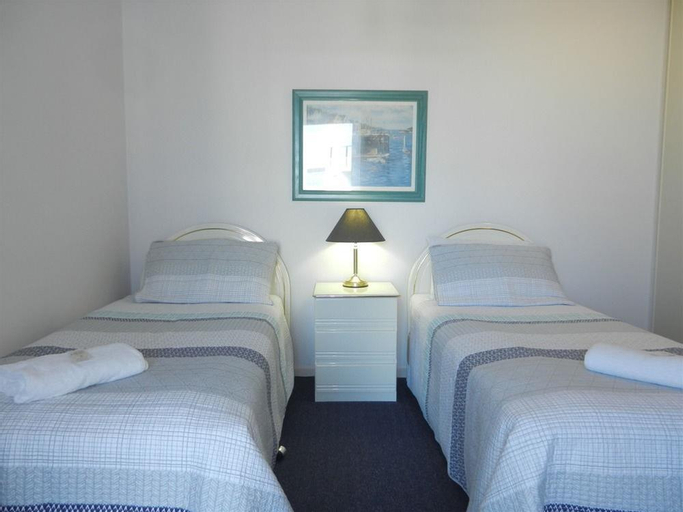 Bedroom, Beachside Resort, Caloundra - Kawana