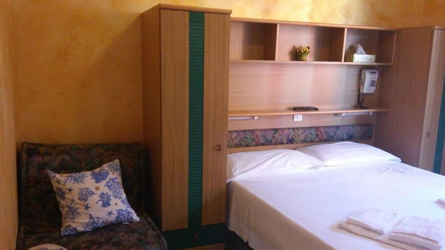 Bedroom 3, Albergo Stella Di Mare, Genova