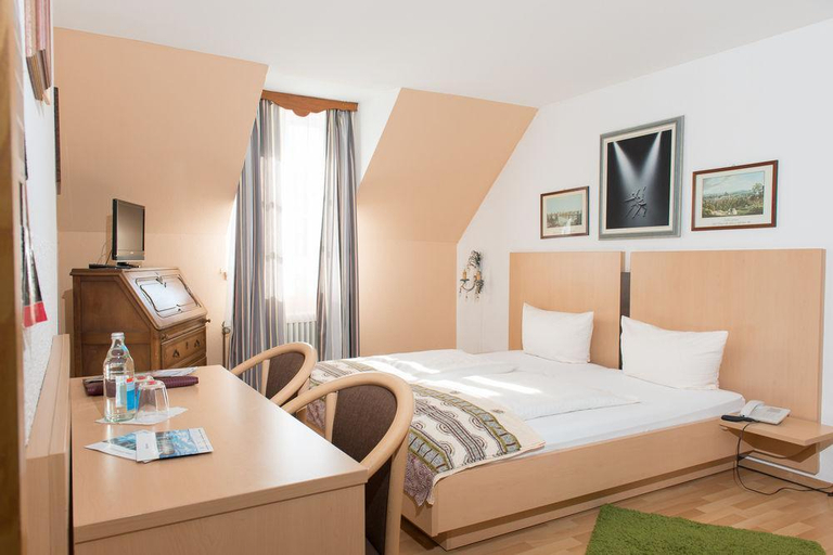 Bedroom 2, Am Friedrichsbad, Saalekreis