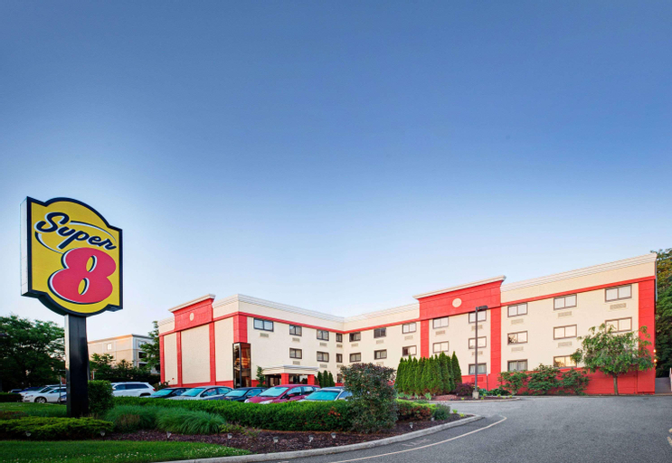 Super 8 by Wyndham Mahwah, Bergen