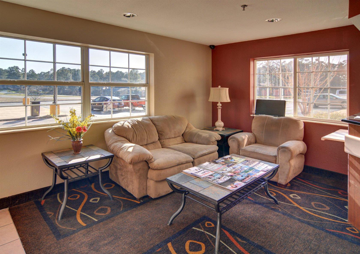 Public Area 3, HomeTown Inn & Suites, Gregg