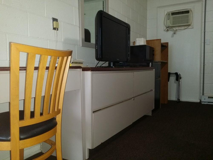 Public Area 3, Rosemount Motel, Lawrence