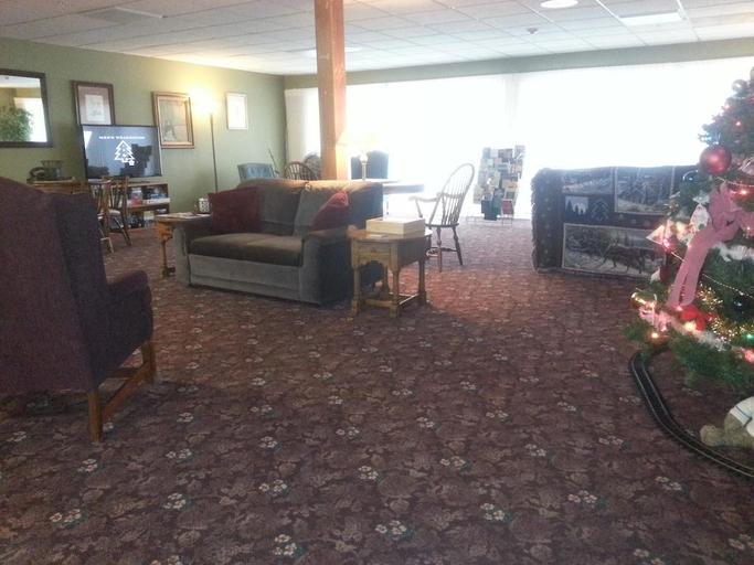 Public Area 2, Gunstock Inn & Suites, Belknap