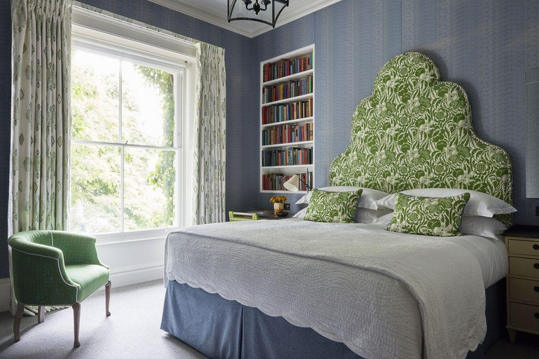 Bedroom 4, Number Sixteen, London