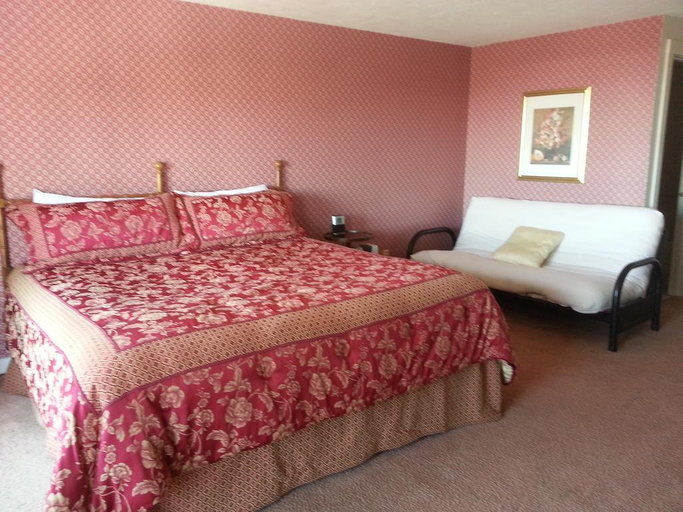 Bedroom 3, Gunstock Inn & Suites, Belknap