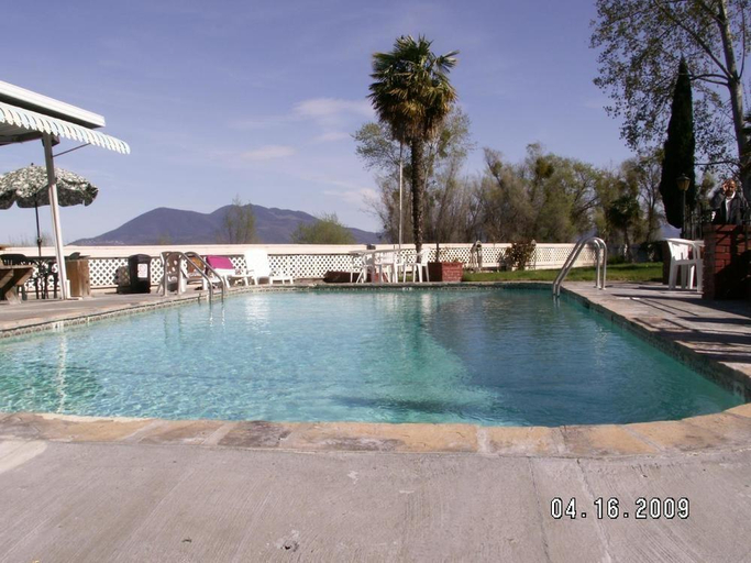 Sport & Beauty 2, Anchorage Inn Lakeport, Lake