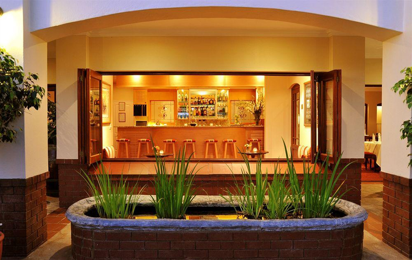 Public Area 3, Oliver's Restaurant & Lodge, Ehlanzeni