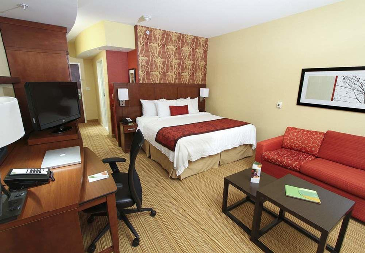 Bedroom 3, Courtyard By Marriott Triangle Town Center, Wake