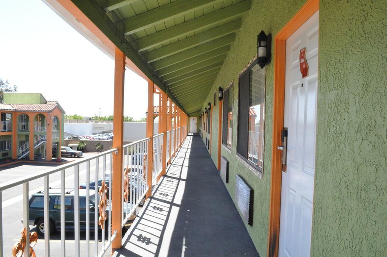 Exterior & Views 2, Big A Motel & Suites Near Disneyland Orange County, Orange