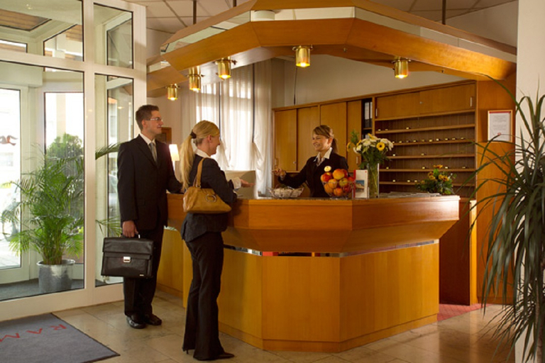 Public Area, H+ Hotel Lampertheim, Bergstraße