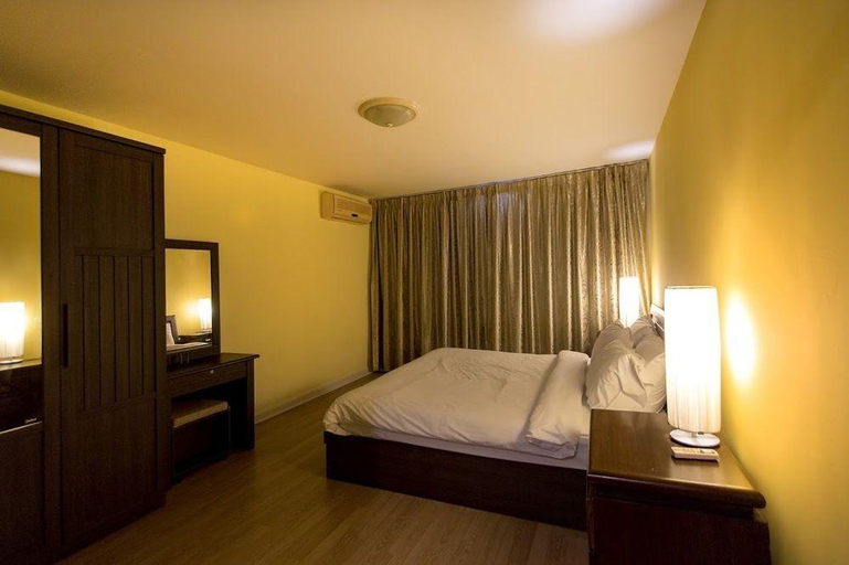 Bedroom 5, Panchalae Boutique Residences, Pattaya