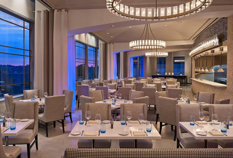 Business Facilities 2, Le Meridien Arlington, Arlington