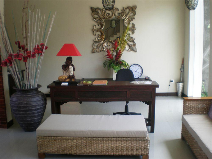 Bedroom 3, Svarna Suite Seminyak, Badung