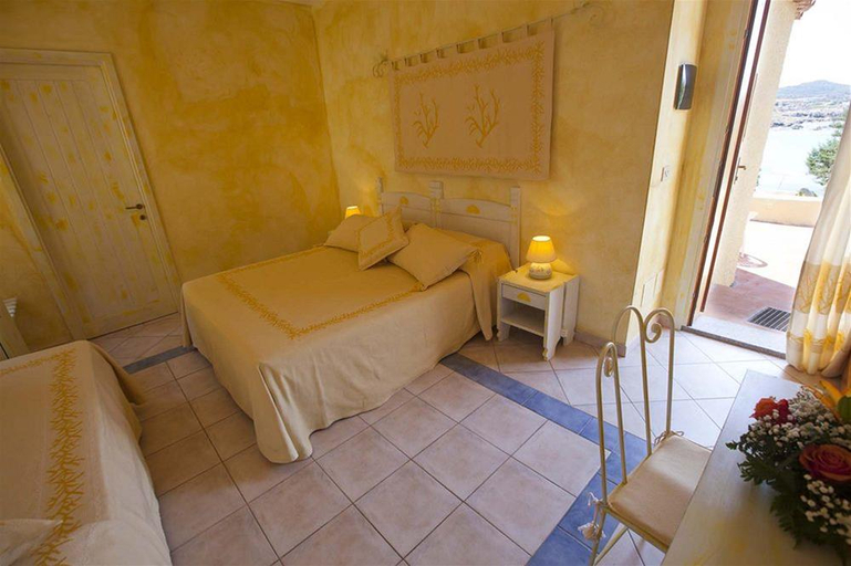 Bedroom 3, Club Esse Shardana, Olbia-Tempio