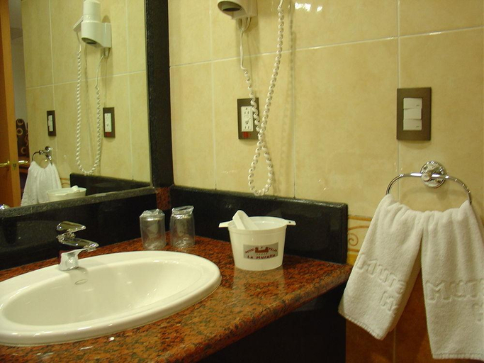 Bathroom 4, La Muralla Hotel & Spa, Toluca