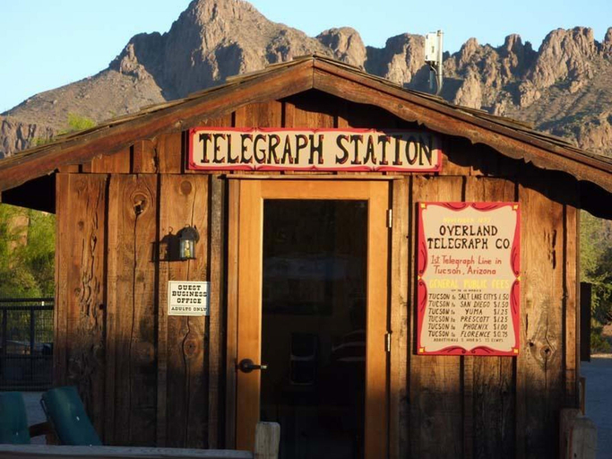 Lobby 5, White Stallion Ranch, Pima