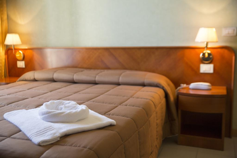 Bedroom 5, Hotel Remin Plaza, Rimini